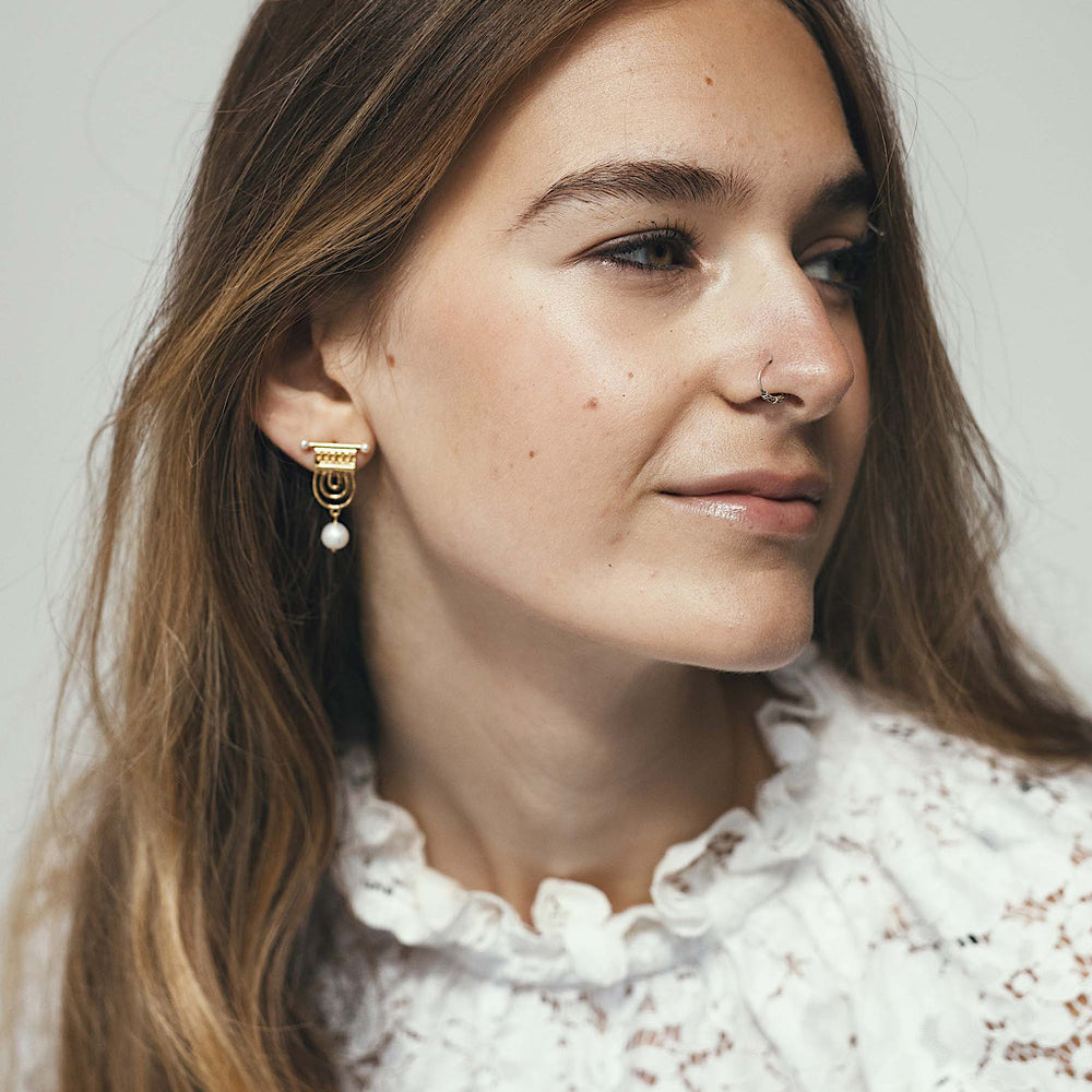 Athena Pearl Earrings