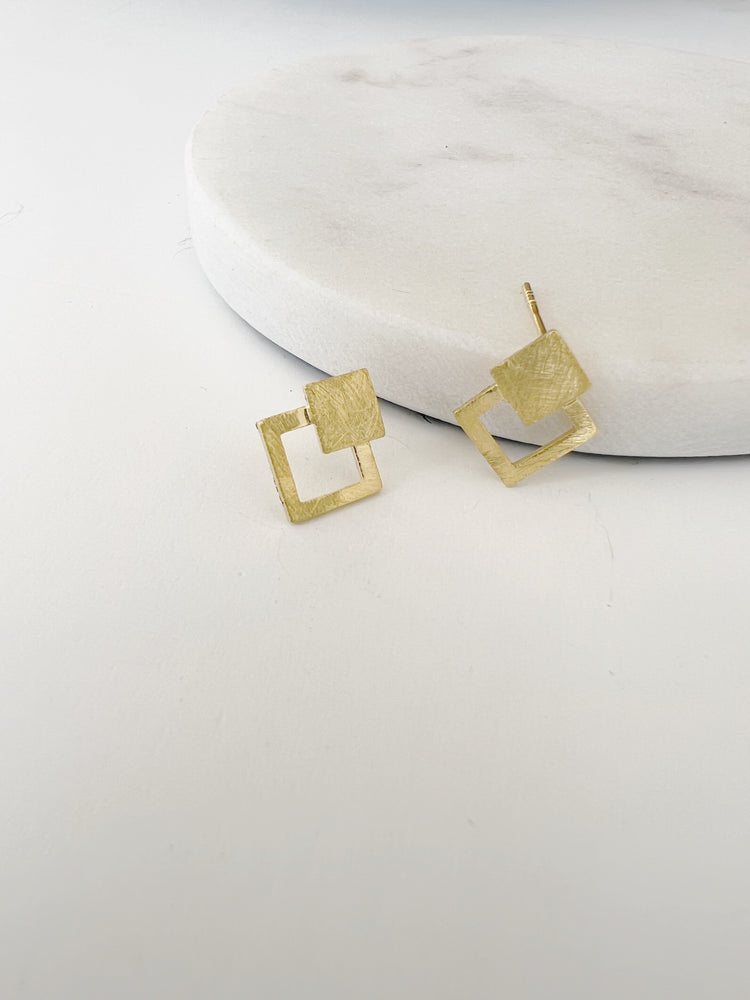 Una Diamond Overlap Gold Studs