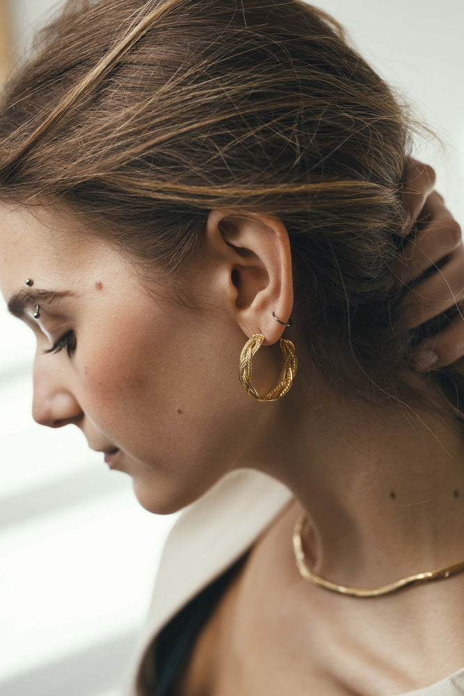 Braided Statement Hoop - Gold vermeil