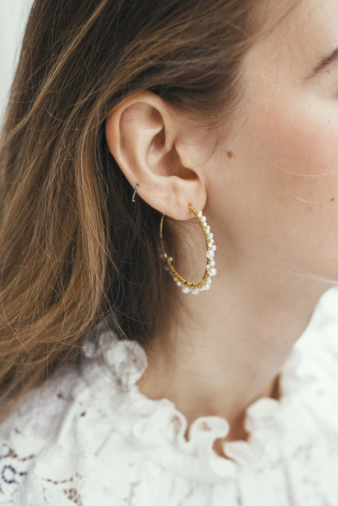 Isla Pearl Statement Hoop - Gold vermeil