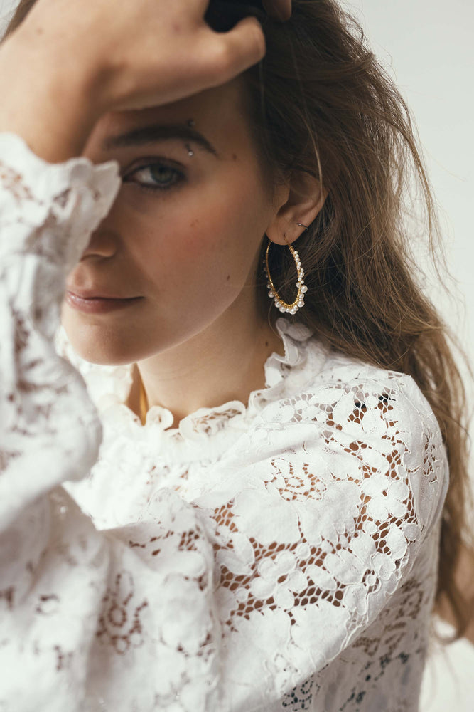 Isla Pearl Statement Hoop - Gold vermeil