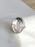 Tranquil Play Spinner Ring