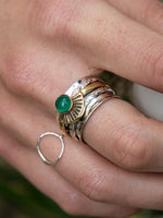 Radiant Sunburst Spinner Ring - Green Onyx