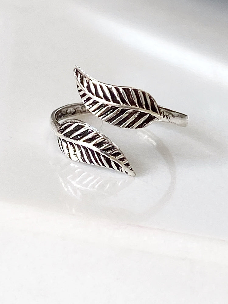 Feather Toe Ring - Sterling Silver